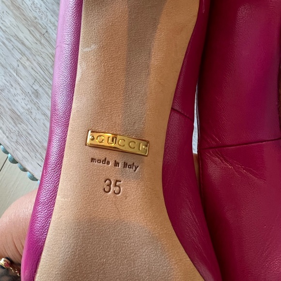 Gucci- Pink Magenta- size 35 (6) pump heels. Slightly worn